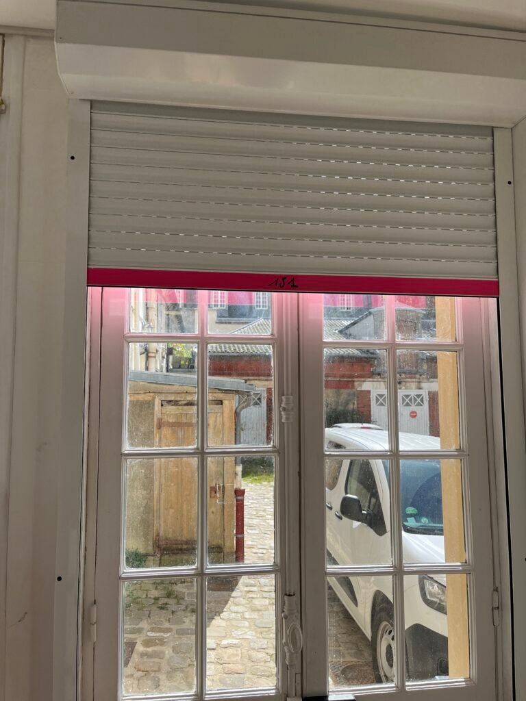 Volea Store Versailles (78000) Volea Store Versailles (78000)