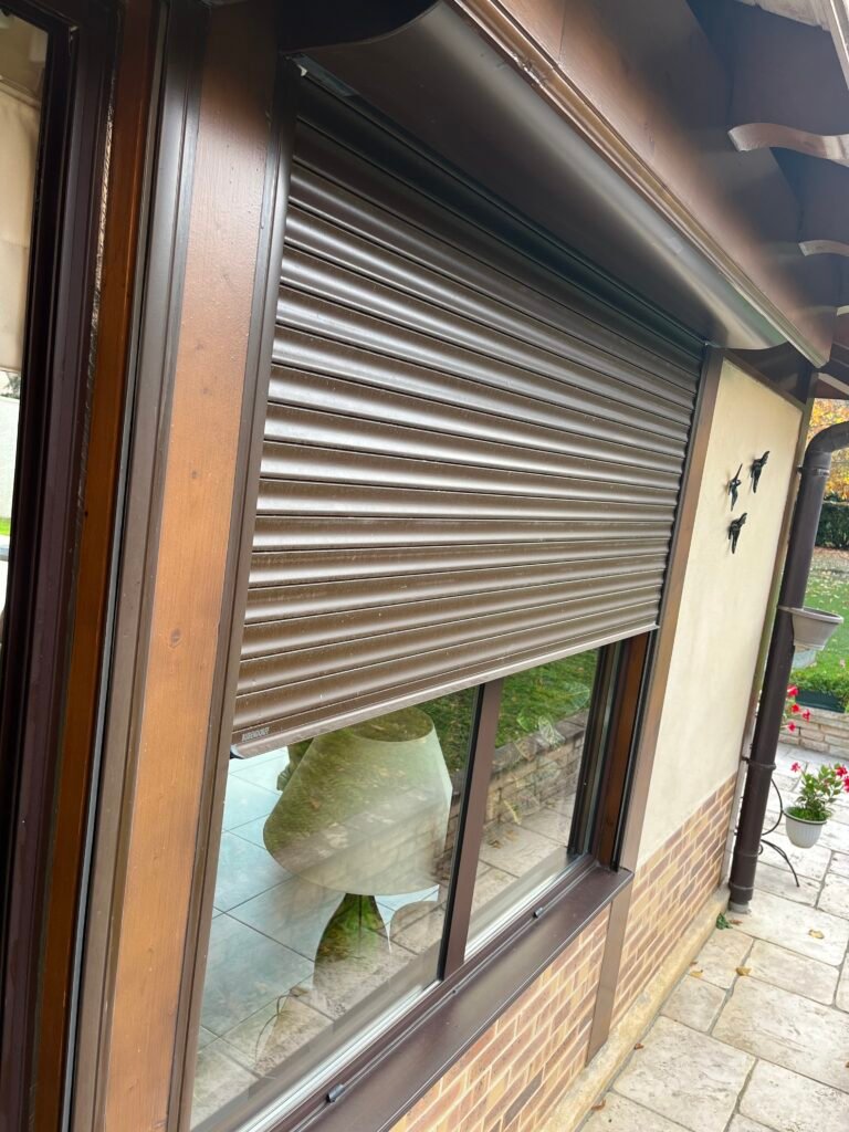 Réparation Volet Roulant à Sartrouville (78500) Réparation Volet Roulant à Sartrouville (78500)